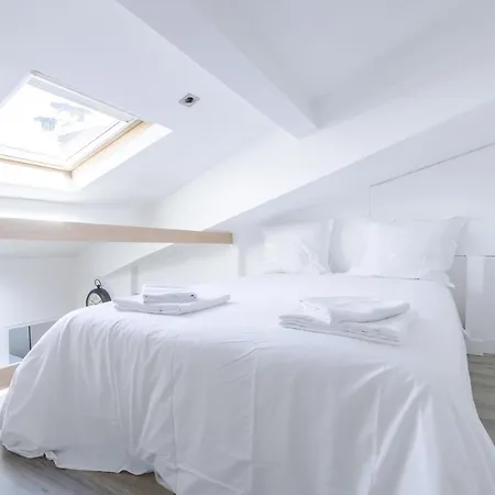 Aparthotel Dreamyflat - Penthouse Opera *